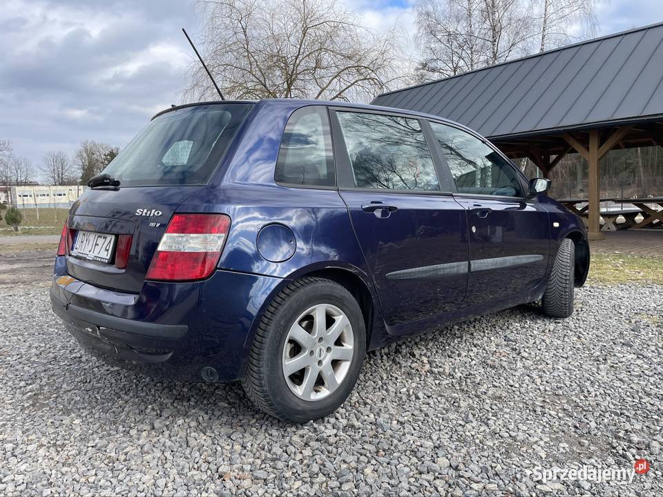 Fiat Stilo 2003 manual benzynagaz Hatchback Poniatowa
