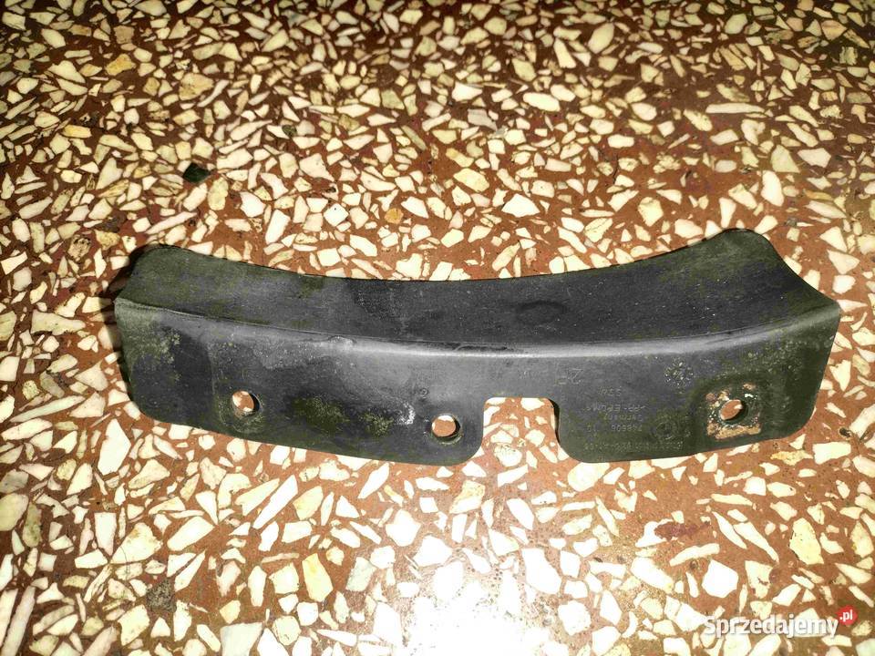 Krótkie nadkole prawe tylne BMW E60 E61 Mały Poręba