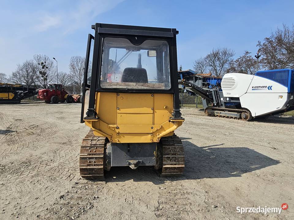 Spycharka Komatsu D31E20T Krzykosy
