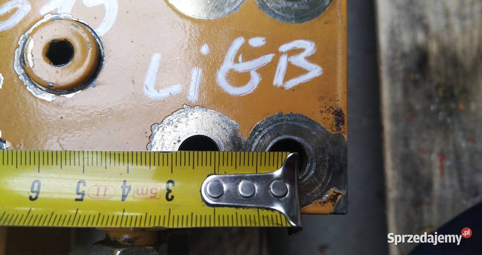 6 WYJŚĆ KOSTKA ZAWÓR ZAMEK HYDRAULICZNY LIEBHERR Części do maszyn budowlanych Kielce