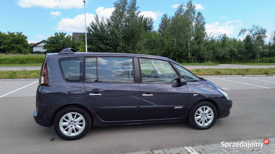 dobrze utrzymane auto w kondycji w fajnej zmieniarka CD Świdnik
