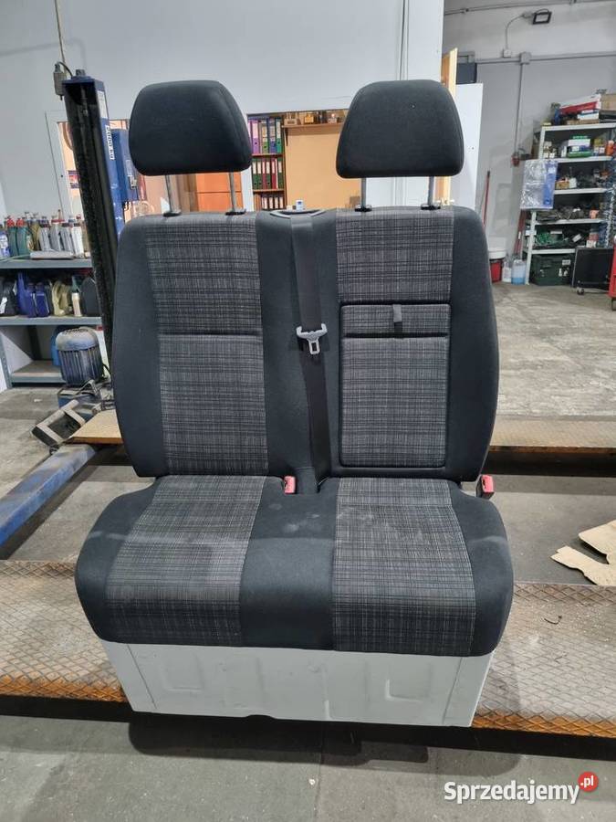 Sprzadam ławkę podwójną do Mercedes Benz Motoryzacja sprzedam