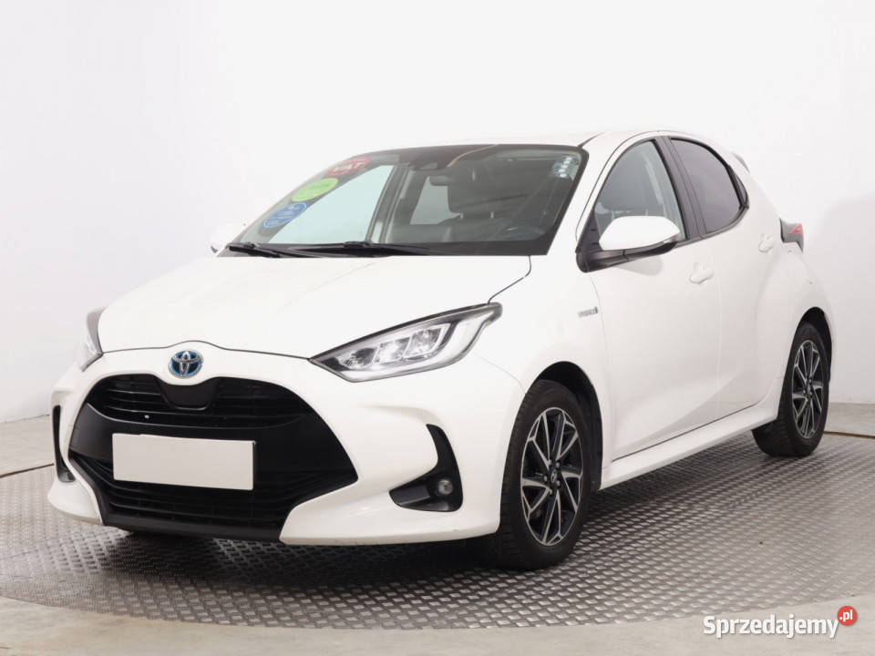 Toyota Yaris 15 VVTi Hybrid