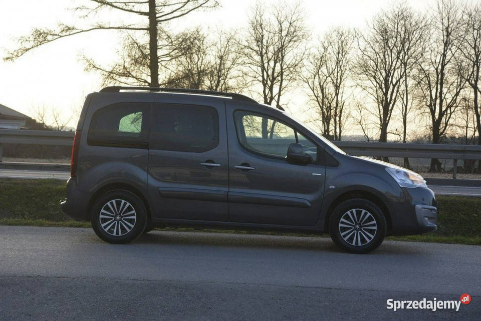 Peugeot Partner 12 Turbo nawigacja doinwestowany nieuszkodzony Sędziszów Małopolski