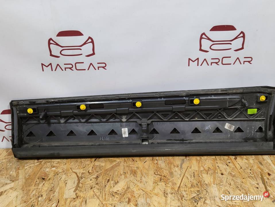 Listwa Drzwi Prawy Tył Audi Q8 2023 Carbon osobowe Pleszew