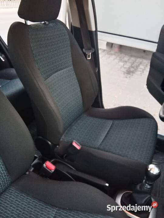 Toyota yaris 2012 kamera cofania kujawsko-pomorskie sprzedam