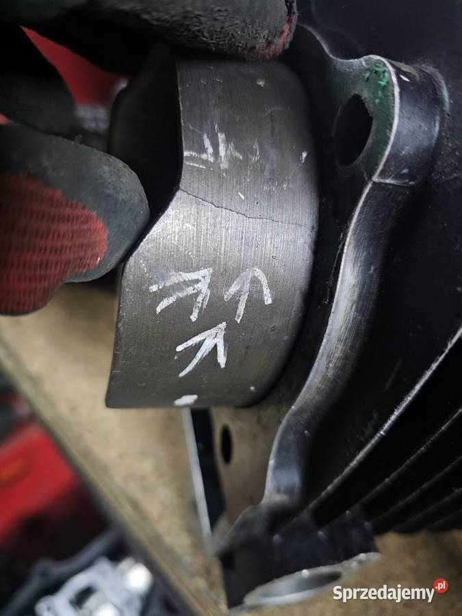 Suzuki DR 600 cylinder tłok tuleja dr 650 dr600