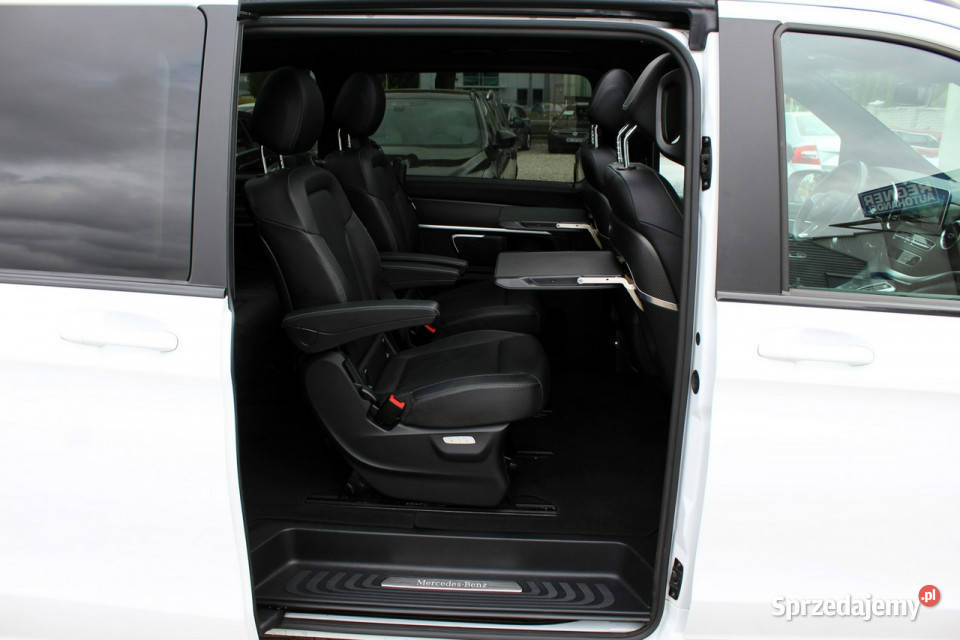 Mercedes V 250 Exclusive AMG Pak Night 4Matic gniazdo AUX Samochody osobowe Sokołów