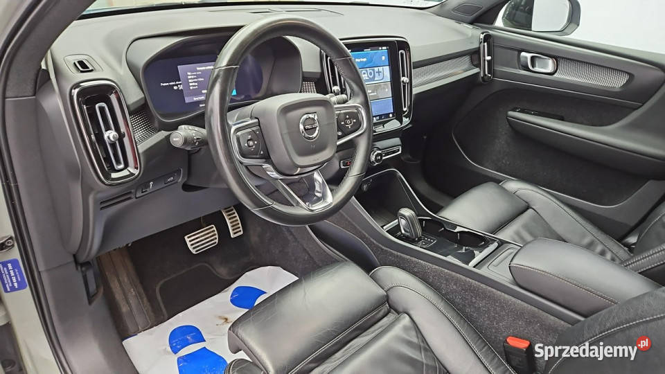 Volvo XC 40 Recharge AWD Core aut Z Polskiego ABS Warszawa sprzedam