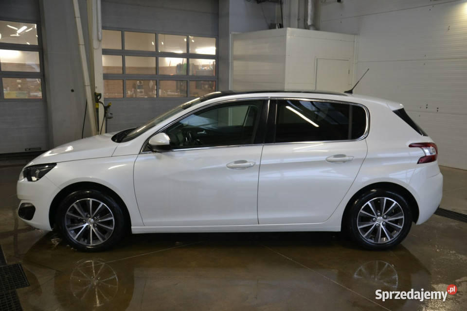 Peugeot 308 12 benzyna 130 tablet full led Rok produkcji 2016 308 Kęty