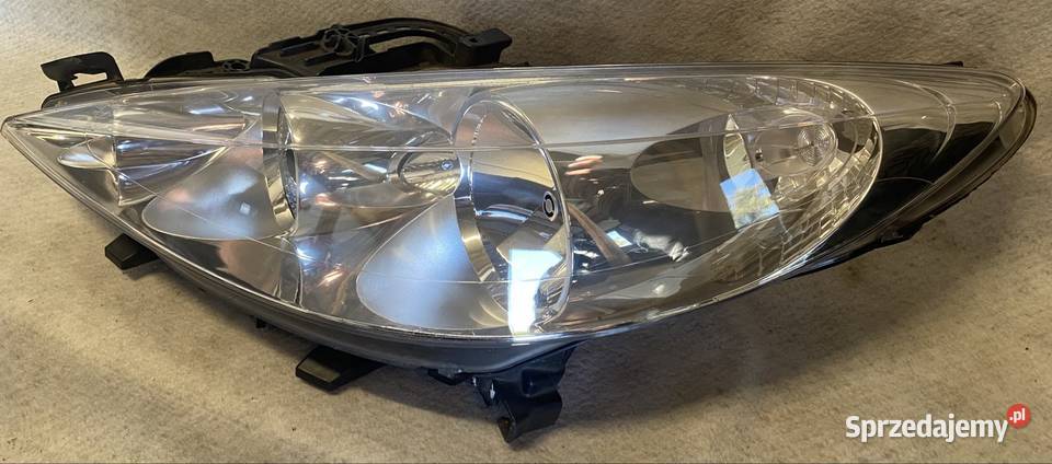 Lampa reflektor lewy przód Peugeot 207 0612 Jasienica