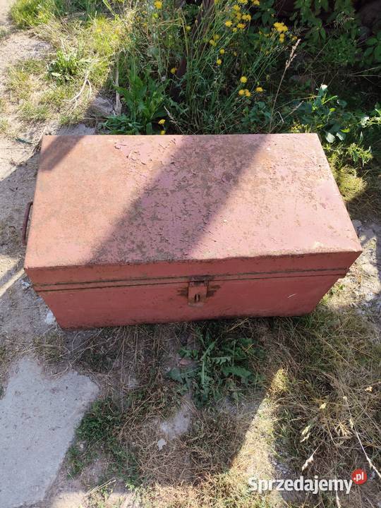 Stary kufer metalowy Rzeszów sprzedam