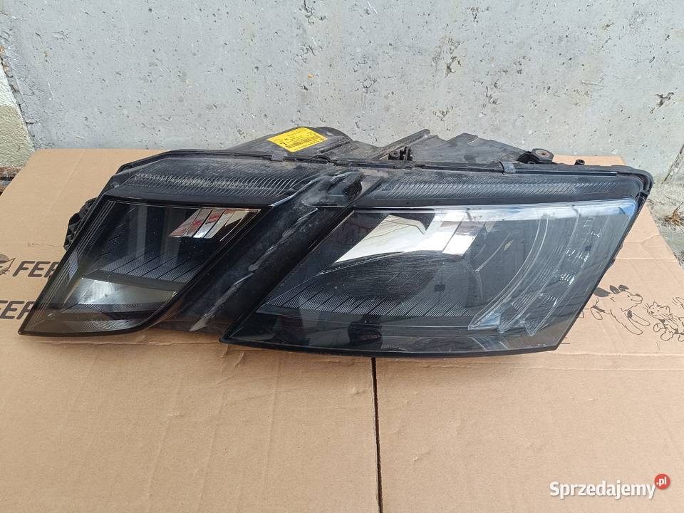 Skoda Octavia III lampa prawa przód 5E1941015C Kraków