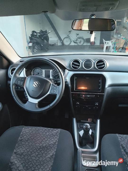 Suzuki Vitara 2017 16 salon Polska Sieradz