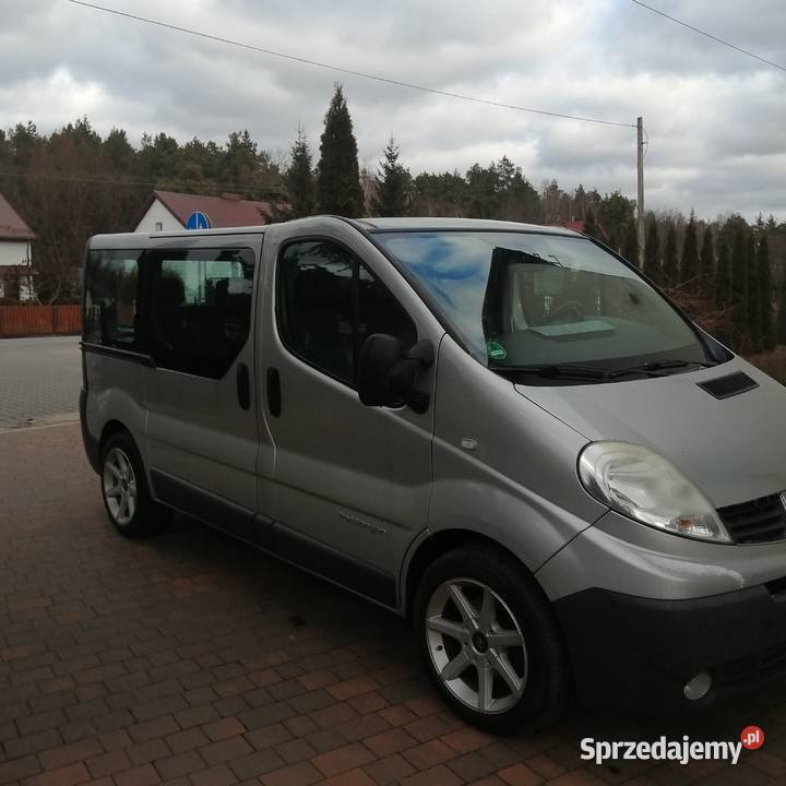 Renault Trafic9 osobowy150 klima alumy sprzedam