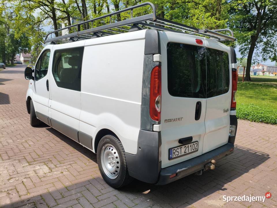 Renault Trafic Long 20 6 osób Klima Piaski