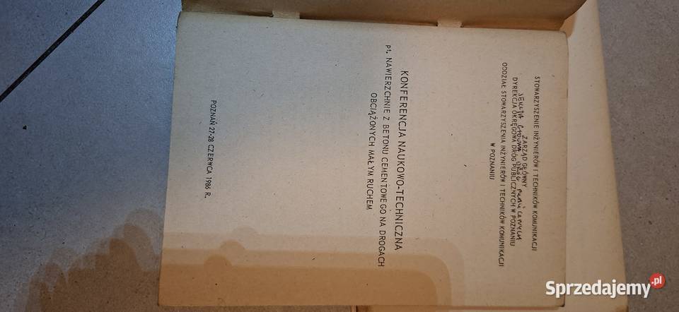 układać kompleksowy plan poprawy warunków pracy Antykwariat