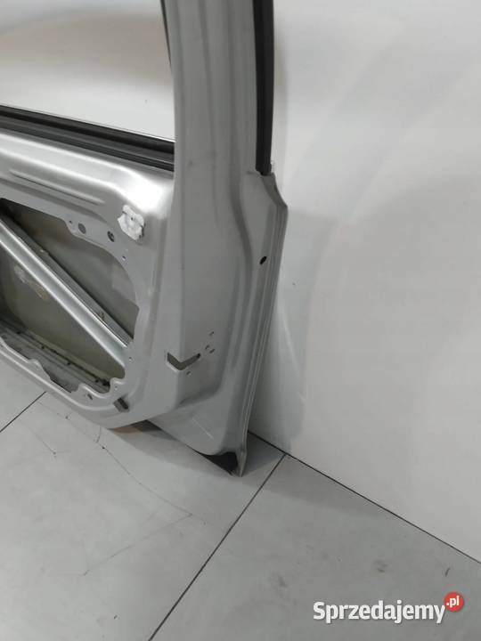 DRZWI PRAWE PRZÓD 71116 Volvo V40 II 20122019