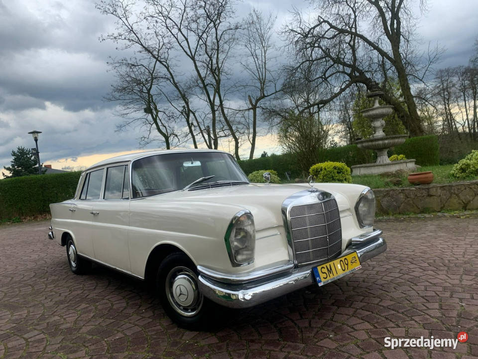 Mercedes W110 Klasa S W111 220S Zabytek