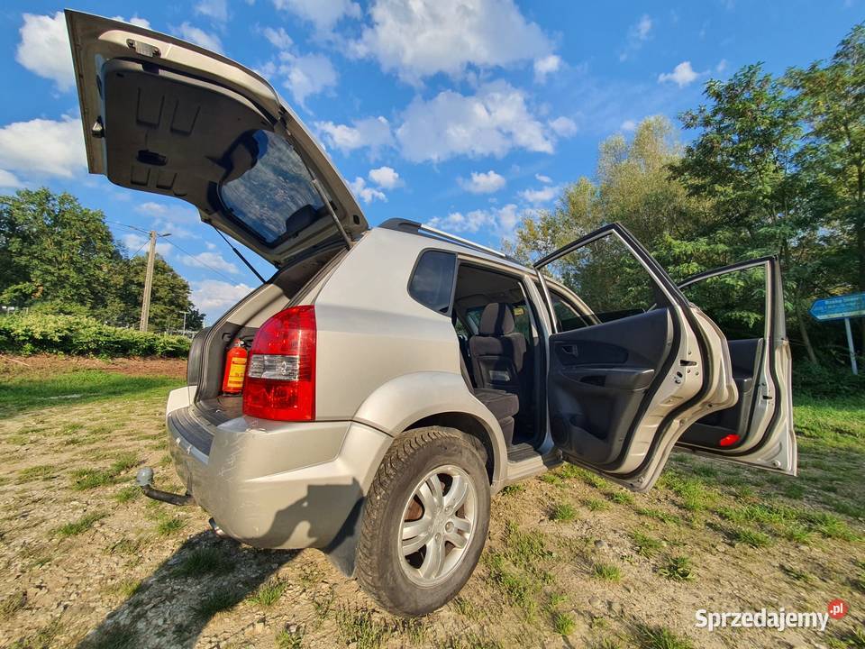 Hyundai Tucson 20 CRDi 140 2007zadbany SUV z 4/5 Woźniki
