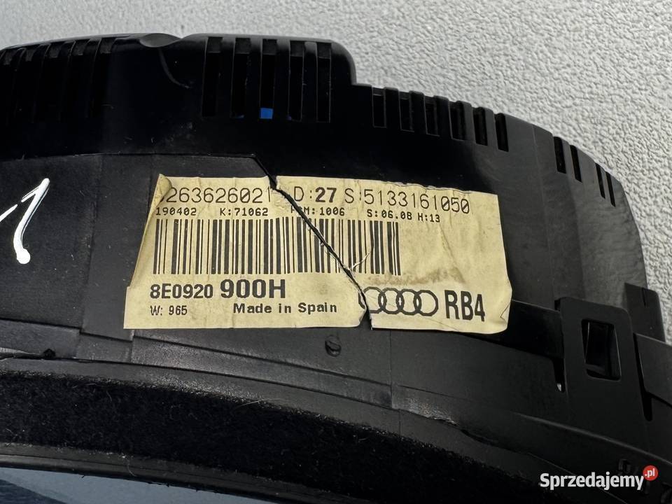 LICZNIK ZEGAR AUDI A4 B6 8E0920900H 026362602 osobowe Warszawa