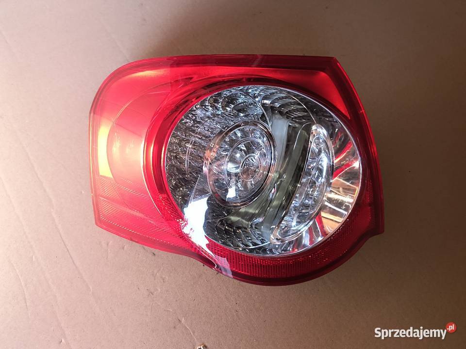 Vw Passat B6 kombi Lampa tył tylna lewa w osobowe dolnośląskie Domasław