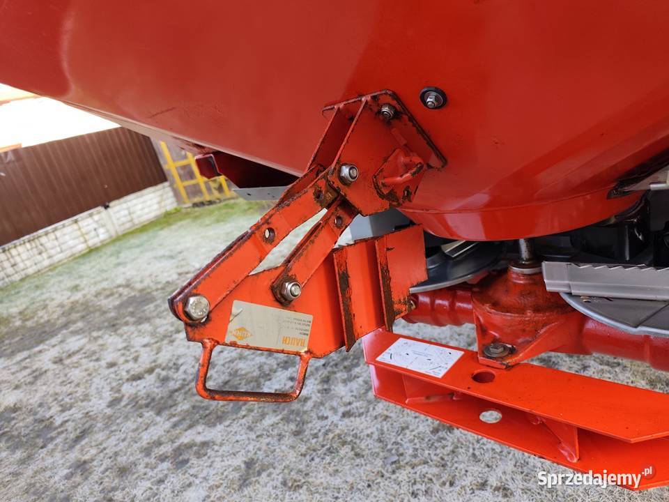 Rozsiewacz sadowniczy RAUCH MDS 65 Kuhn Rzeczniów