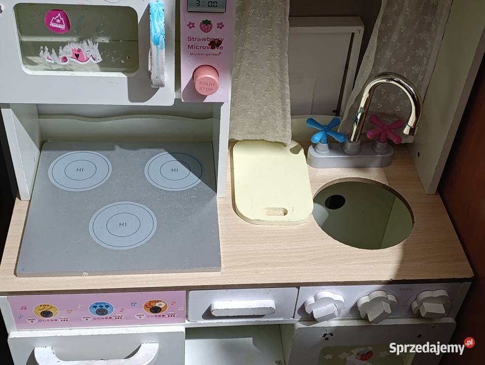 kuchnia drewniana dziewczynki Poznań