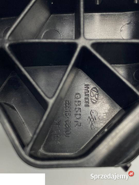 HYUNDAI I30 ŚLIZG PRAWY TYLNY TYŁ 86616C8000 Kozubszczyzna