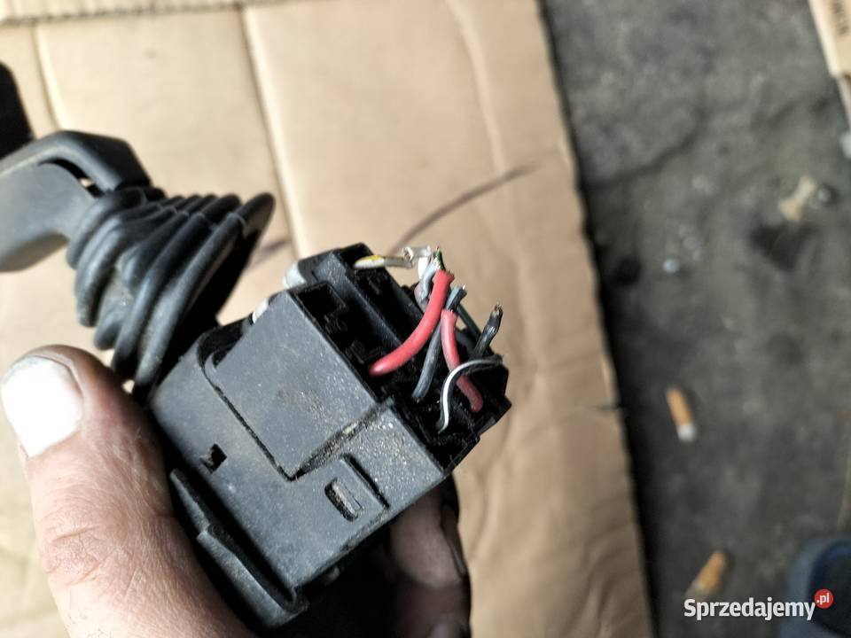 WŁĄCZNIK PRZEŁĄCZNIK ŚWIATEŁ MANETKA Opel Vectra lubelskie Kamień-Kolonia