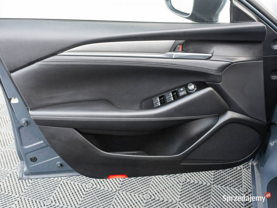 Mazda 6 WJ1012M20 CenterLine Podgrzf LED Salon światła LED pomorskie sprzedam