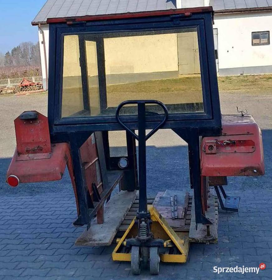 Kabina kompletna z błotnikami do MF 255 Ursus Sadkowice sprzedam