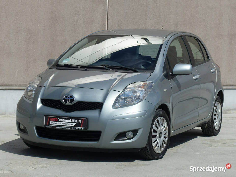 Toyota Yaris 13 VVTi VAT marża Yaris sprzedam