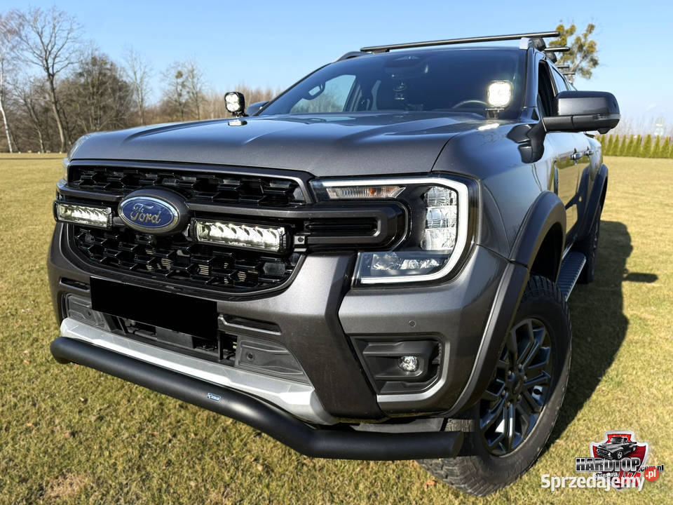 Orurowanie przednie rozłożyste CZARNE Ford