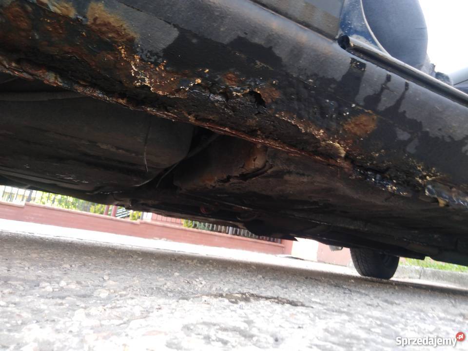 FORD ESCORT WAŻNE OPŁATY 13 96r jeżdżący 1200 centralny zamek Escort Ostrowiec Świętokrzyski
