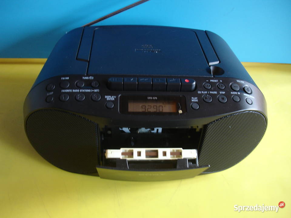 Radiomagnetofon z CD SONY CFDS70 Zielona Góra