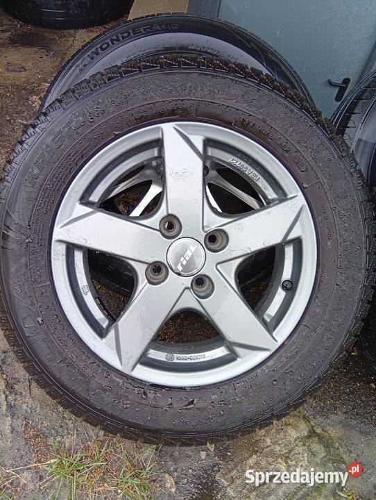 Koła opony zima 4x10815et23 Citroen Peugeot Samochodowe