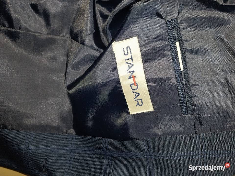 Piękny komunijny garnitur 10 lat+ Lębork