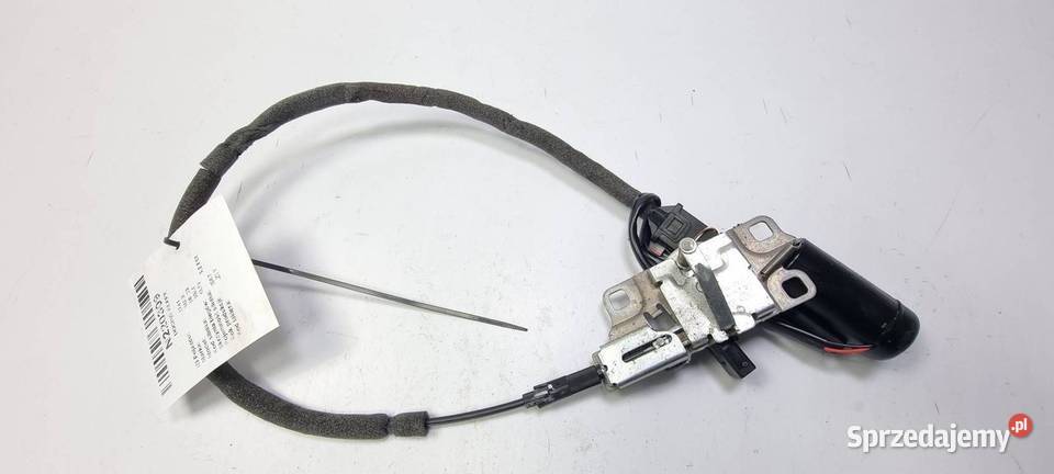 DOCIĄG KLAPY AUDI S8 D3 4E0827383C osobowe Lipno