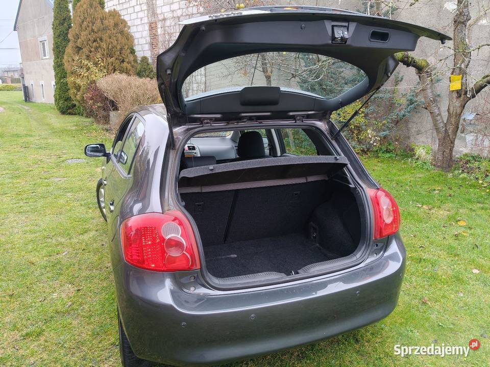 Toyota Auris 14 1400cm3 Siedlce sprzedam