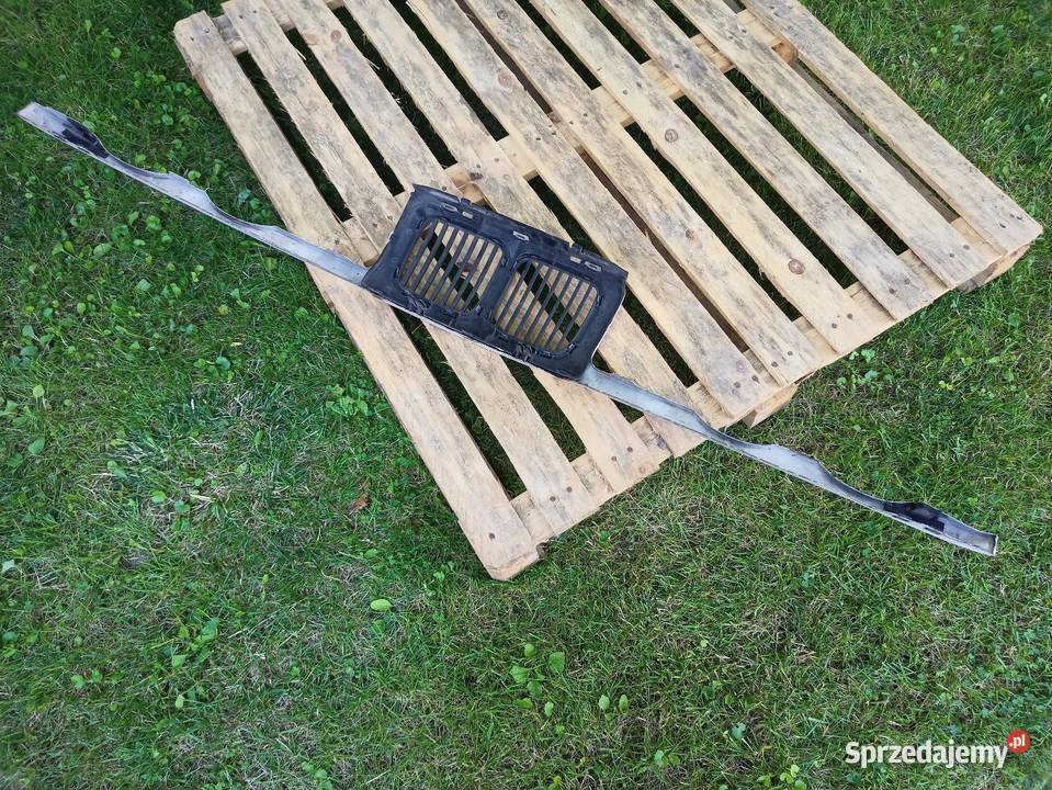 BMW E34 grill atrapa przednia nerki przedlift