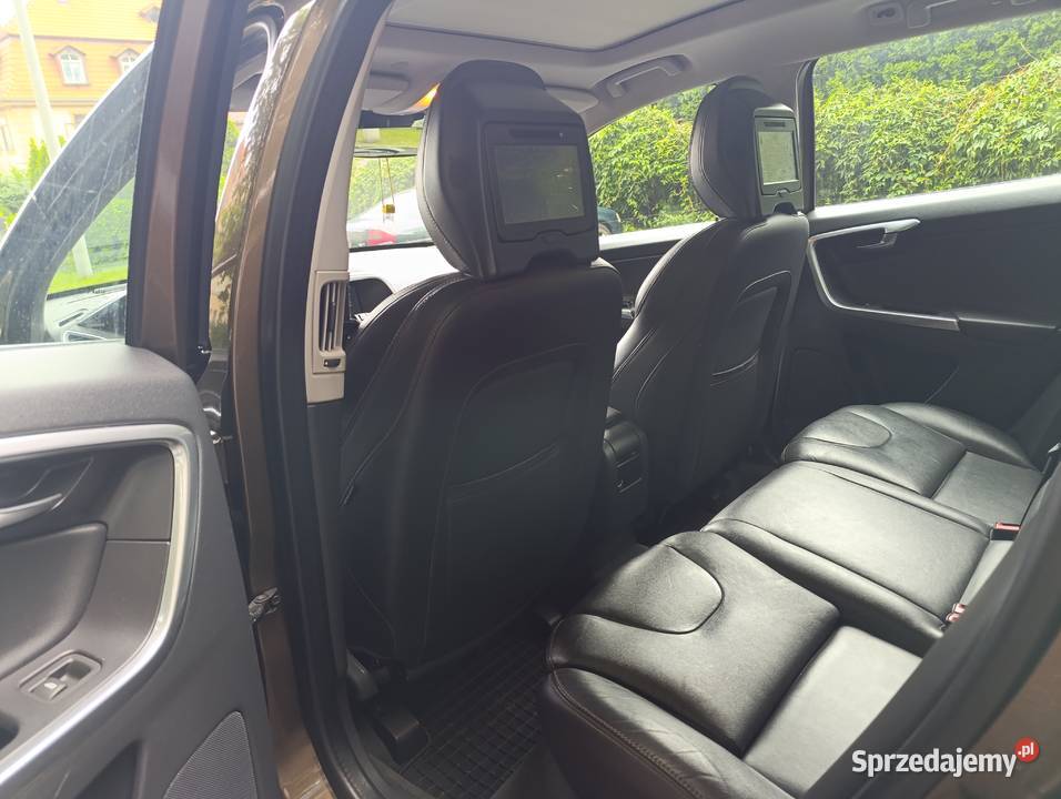 Volvo XC 60 20D 150 Wersja Summum nieuszkodzony XC 60 Dzierżoniów