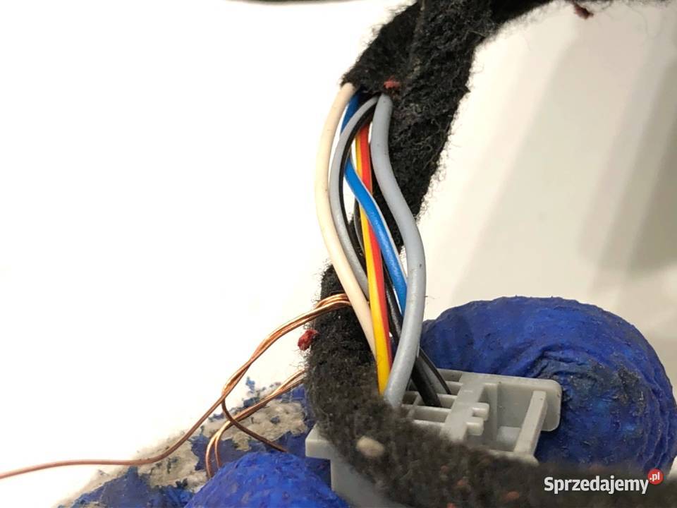 LUSTERKO PRAWY FORD FIESTA MK7 Hatchback