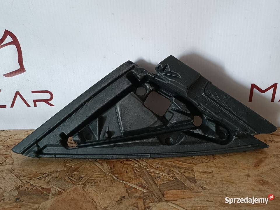 BMW 1 F40 PIANKA USZCZELKA LUSTERKA PRAWEGO Pleszew
