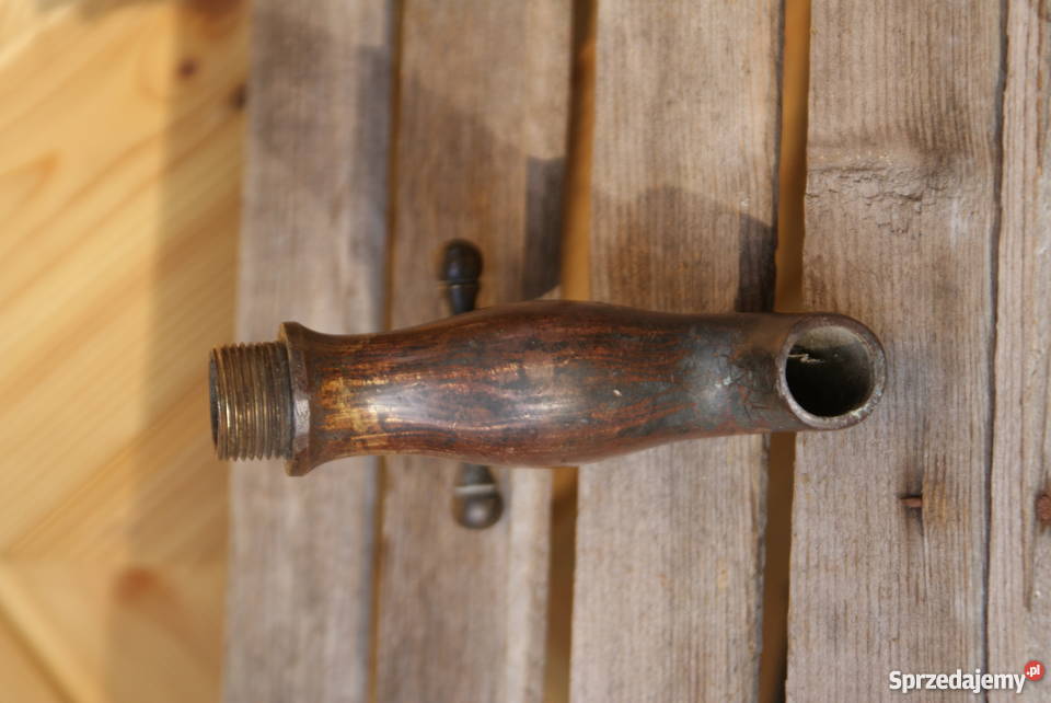 Stary ozdobny zabytkowy mosiężny kran Warszawa