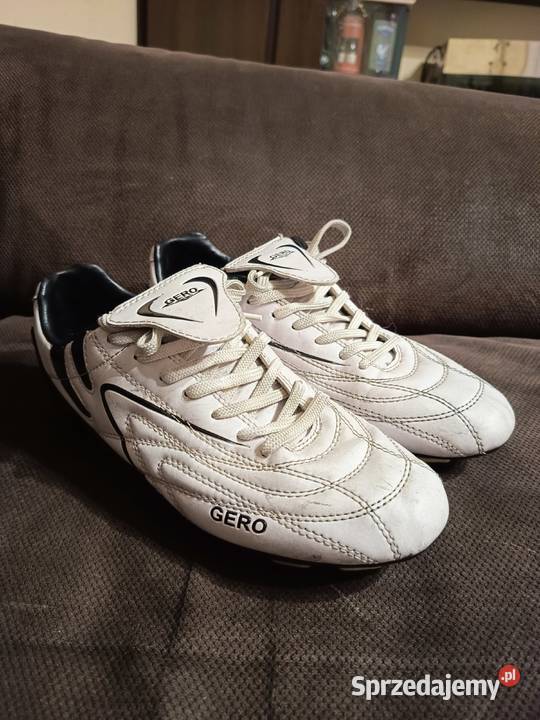 Męskie Buty Piłkarskie Korki Białe Czarne GERO Suwałki sprzedam