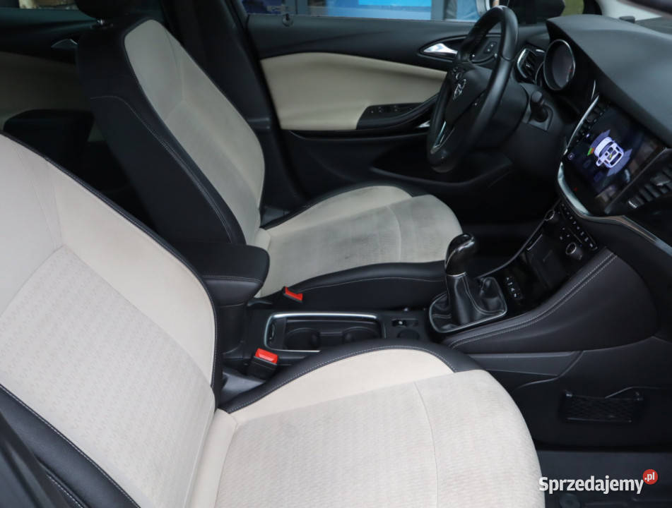 Opel Astra 14 T brązowy Piaseczno