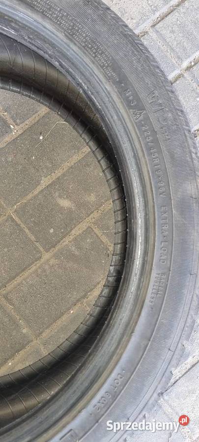 Komplet opon zimowych nokian 22545 R19 Samochodowe wielkopolskie Dominice