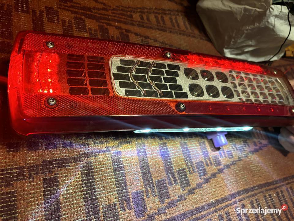 Lampa tylna lewa VOLVO FH ledowa Lampy tylne Jasło