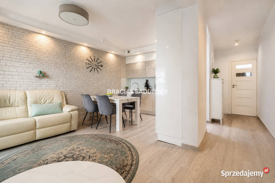 sprzedaży mieszkania Kraków Białoruska 599m2